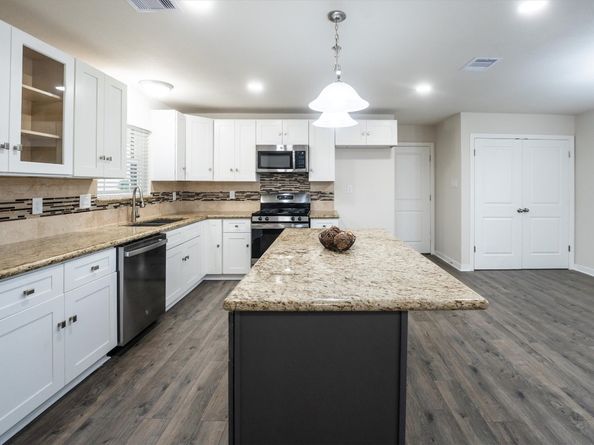 15834 Sandy Hill Drive, Houston TX 77084