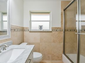 901 Redondo Drive, Houston TX 77015