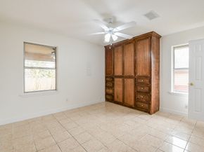 901 Redondo Drive, Houston TX 77015