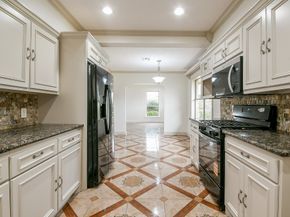 901 Redondo Drive, Houston TX 77015