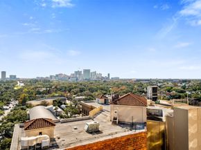 5000 Montrose Boulevard 13F, Houston TX 77006