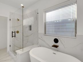 1526 Chestnut Street, Houston TX 77009