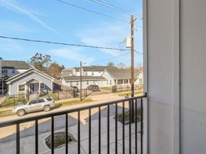 1526 Chestnut Street, Houston TX 77009