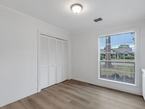 7723 Kendalia Drive, Houston TX 77036