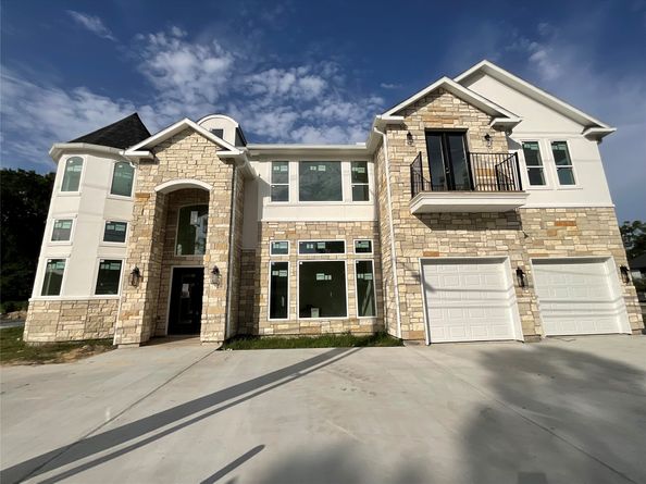 9756 Westview Drive, Houston TX 77055