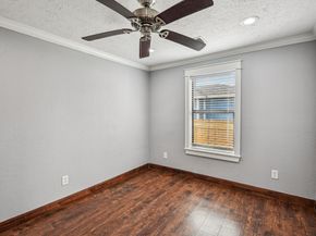 1409 Fairbanks Street, Houston TX 77009