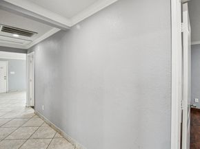 1409 Fairbanks Street, Houston TX 77009