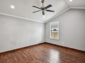 1409 Fairbanks Street, Houston TX 77009