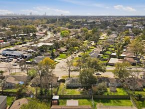 9522 Hammerly Boulevard, Houston TX 77080