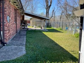 1825 Isom Street, Houston TX 77039