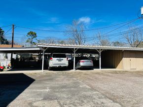 1825 Isom Street, Houston TX 77039