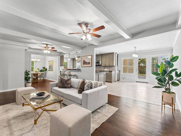 4630 Creekbend Drive, Houston TX 77035