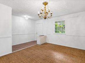 7714 Sterlingshire Street, Houston TX 77016