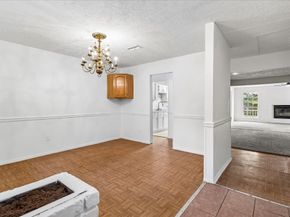 7714 Sterlingshire Street, Houston TX 77016