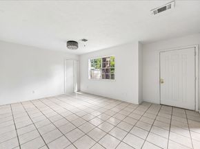 7714 Sterlingshire Street, Houston TX 77016