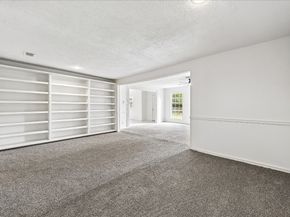 7714 Sterlingshire Street, Houston TX 77016