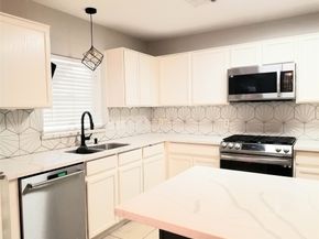 14943 Sugar Peak Drive, Sugar Land TX 77498