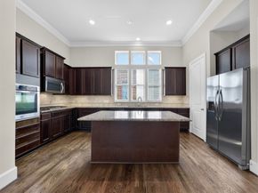 2810 Capitol Street, Houston TX 77003