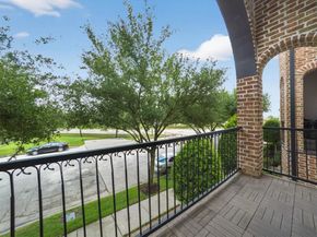 2810 Capitol Street, Houston TX 77003