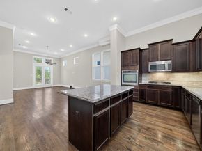 2810 Capitol Street, Houston TX 77003