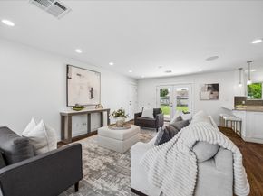 2211 Haverhill Drive, Houston TX 77008