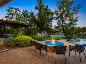 22 Marin Creek Place, Spring TX 77389