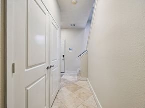 1902 Fletcher Street, Houston TX 77009