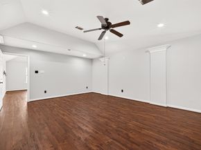 222 Chatham Avenue, Sugar Land TX 77479
