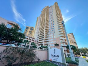 3505 Sage Road 2403, Houston TX 77056