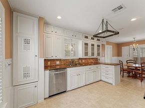 6645 Fairfield Street, Houston TX 77023