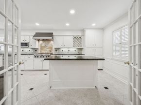 10103 Pine Forest Road, Houston TX 77042