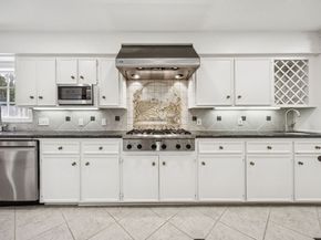 10103 Pine Forest Road, Houston TX 77042