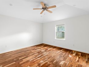 5515 Warm Springs Road, Houston TX 77035