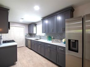 1011 Twinbrooke Drive, Houston TX 77088