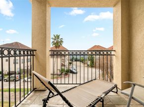 7118 Windwater Parkway N, Houston TX 77036