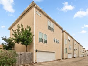 7118 Windwater Parkway N, Houston TX 77036