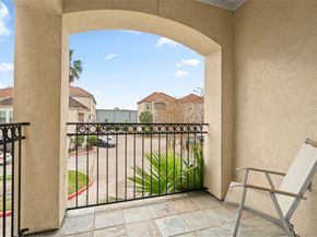 7118 Windwater Parkway N, Houston TX 77036