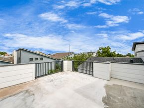 2014 Blodgett Street, Houston TX 77004