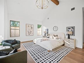 1570 Cheshire Lane, Houston TX 77018