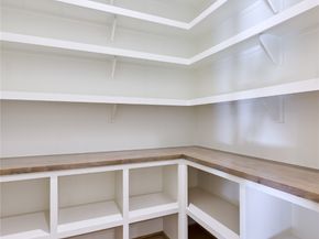 1570 Cheshire Lane, Houston TX 77018