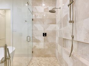 1570 Cheshire Lane, Houston TX 77018