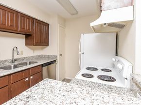 10202 Forum Park Drive 15, Houston TX 77036