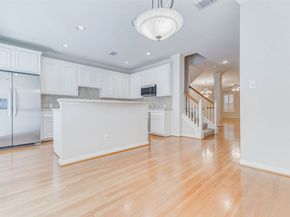 30 Waugh Drive A, Houston TX 77007