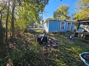 5513 Makeig Street, Houston TX 77026