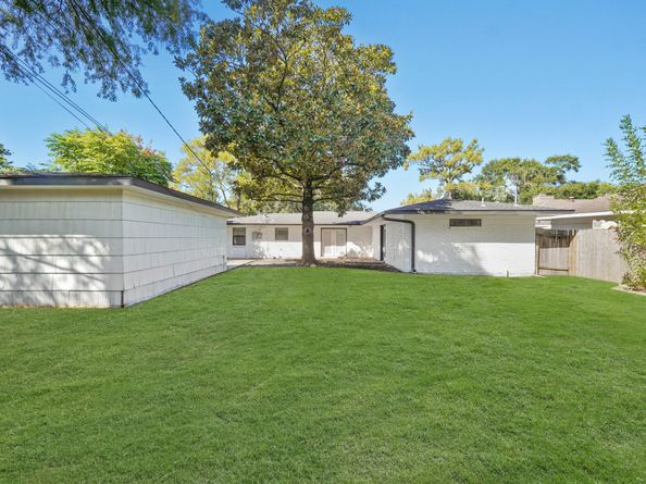 5671 Sylmar Road, Houston TX 77081