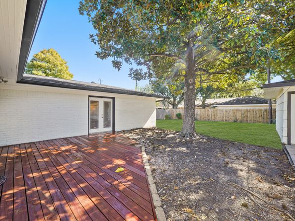 5671 Sylmar Road, Houston TX 77081