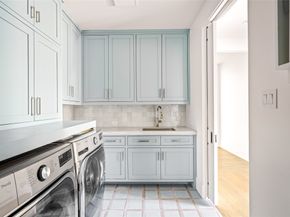 811 Creek Wood Way, Houston TX 77024