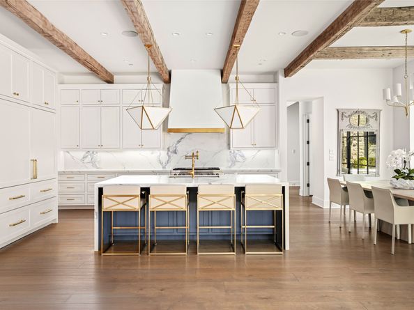 811 Creek Wood Way, Houston TX 77024