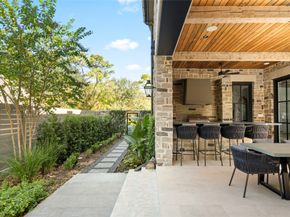 811 Creek Wood Way, Houston TX 77024