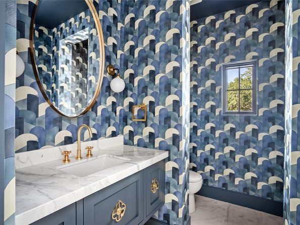 811 Creek Wood Way, Houston TX 77024